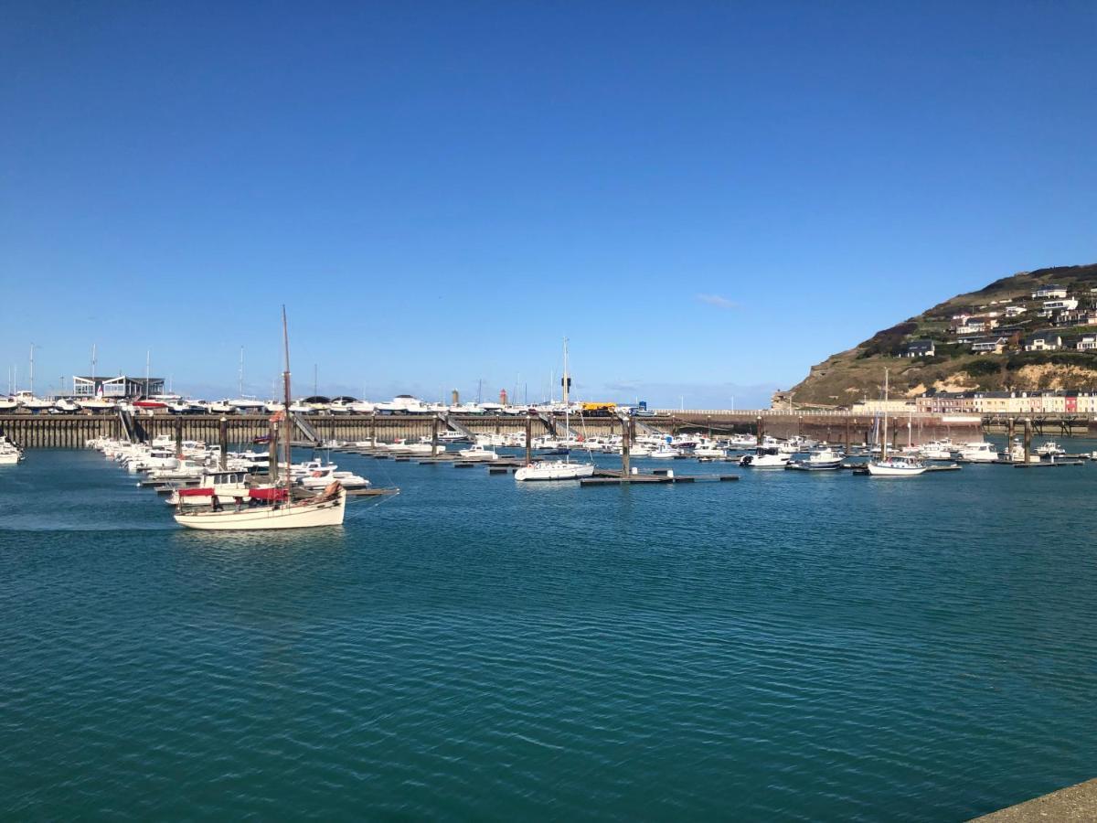 Captain Yoo - Regate- Sentir Les Embruns Vue/Port เฟก็องป์ ภายนอก รูปภาพ